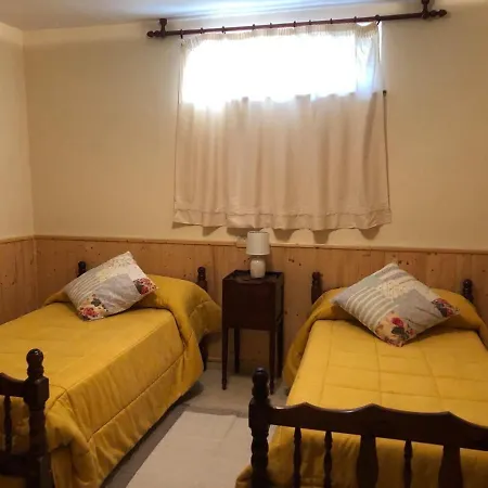 Ferienhaus Espectacular Rosales De Gredos *