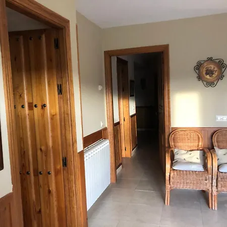 Espectacular Rosales De Gredos Ferienhaus *